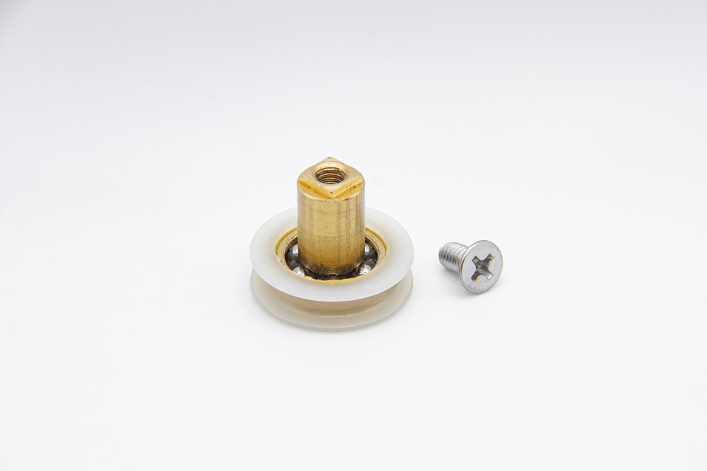 Rueda para mampara corredera angular con rodamiento de bolas, cuello largo, pista cóncava. Eje roscado, M4, diámetro 22 mm. RAN (6 unidades)