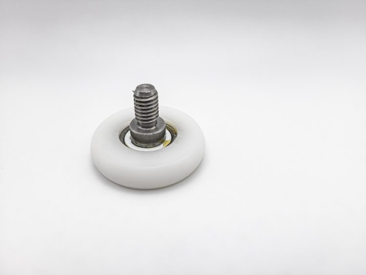 Rueda para mampara frontal con rodamiento de bolas. Espárrago M6, diámetro 30 mm. - RAN (2 UNIDADES)