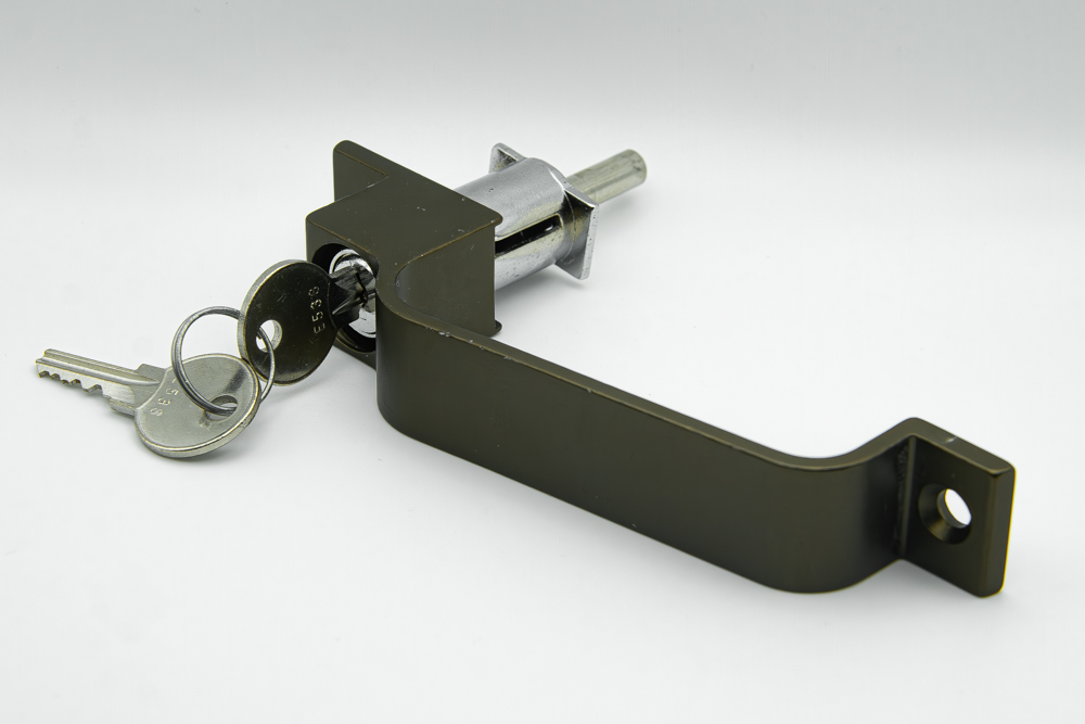 Cierre central asa con bombillo y llave bronce. RAN (1 UNIDAD)