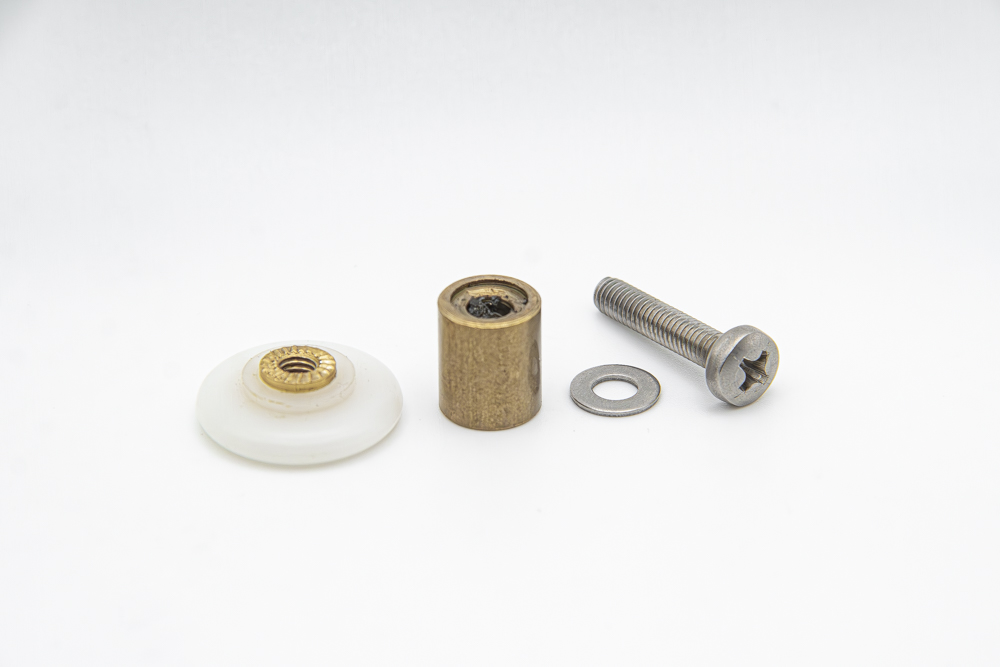 Rueda de nylon para mampara frontal con rodamiento de casquillo y prolongador de 12 mm. Eje roscado M4, diámetro 20 mm. RAN (4 UNIDADES) - Imagen 3