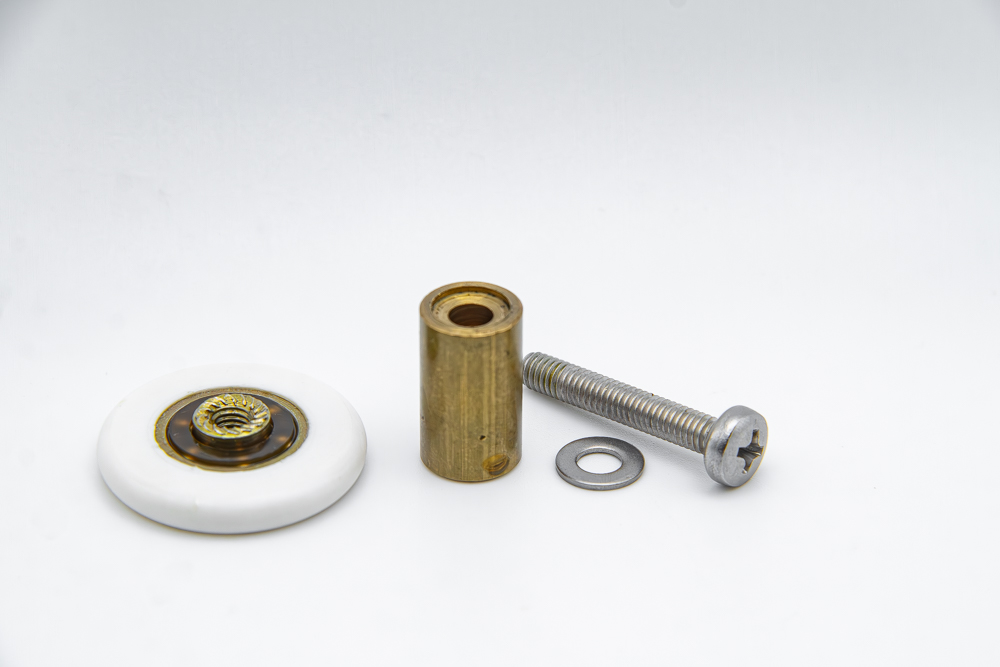 Rueda para mampara frontal con rodamiento de bolas y prolongador de 17 mm. Eje roscado M4, diámetro 26 mm. RAN (4 unidades) - Imagen 3