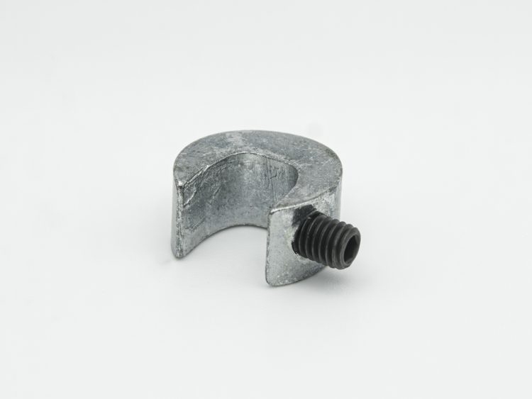 Bloqueador para ventana corredera con fijación mediante espárrago de M5 en color plata - RAN (6 UNIDADES)