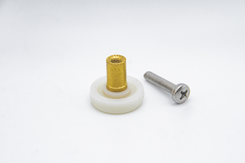 Rueda de nylon para mampara con rodamiento de casquillo, pista lisa, cuello largo. Eje roscado M4, diámetro 21 mm. RAN (2 UNIDADES)