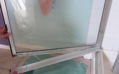 🛠️ Guía Completa de Mamparas: Tipos, Mantenimiento y Reparación 🚿