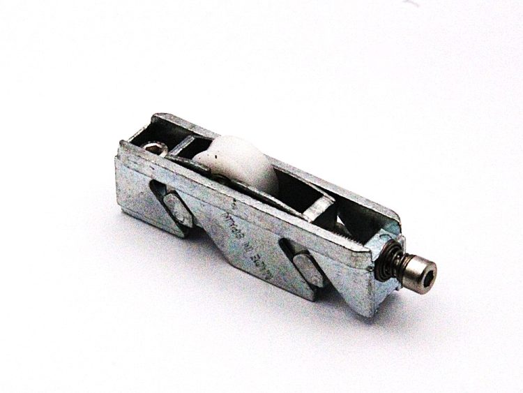 Rodamiento regulable con carcasa de zamak para puertas y ventanas correderas. RAN Serie Silver 43/60, S/A-400 Alugóm , Rodamiento aguja (4 UNIDADES)